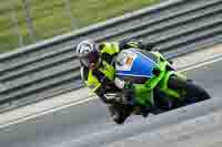 cadwell-no-limits-trackday;cadwell-park;cadwell-park-photographs;cadwell-trackday-photographs;enduro-digital-images;event-digital-images;eventdigitalimages;navarra;no-limits-trackdays;peter-wileman-photography;racing-digital-images;trackday-digital-images;trackday-photos